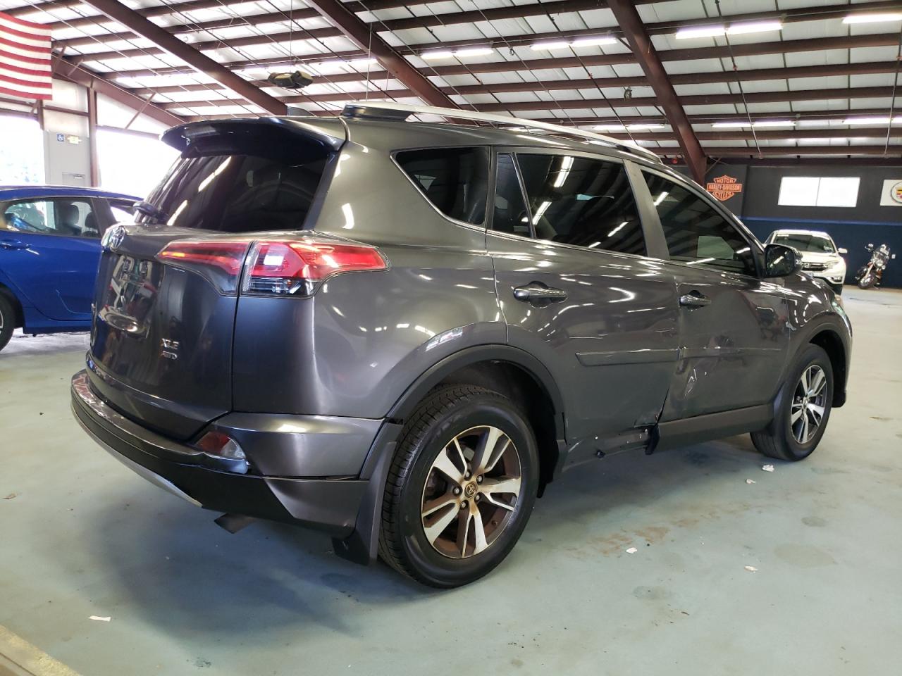 2016 Toyota Rav4 Xle vin: JTMRFREV2GJ089475