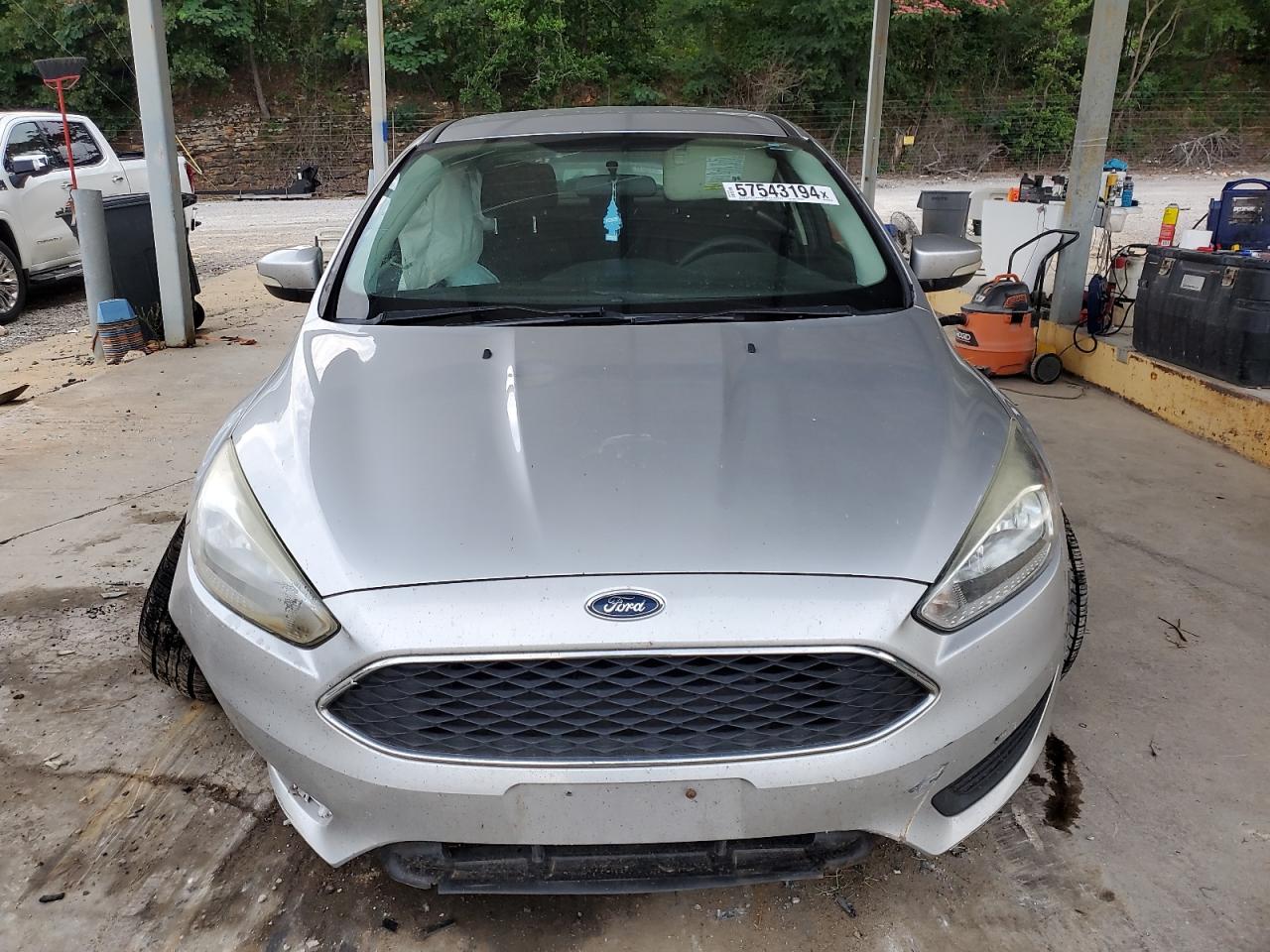 1FADP3F22GL301035 2016 Ford Focus Se