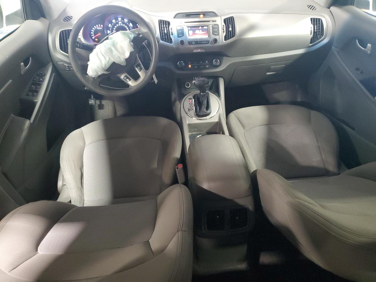 KNDPB3AC2F7702677 2015 Kia Sportage Lx