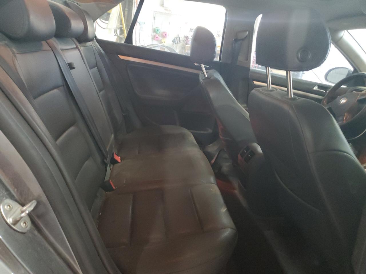 3VWST71K66M716994 2006 Volkswagen Jetta Tdi Option Package 1