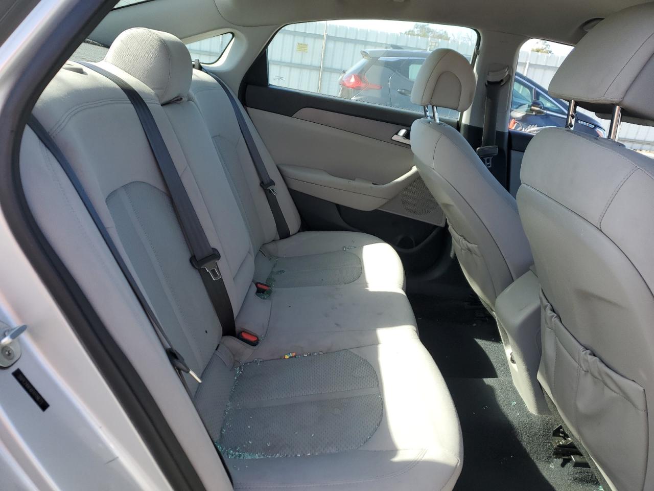 5NPE24AF6FH118673 2015 Hyundai Sonata Se