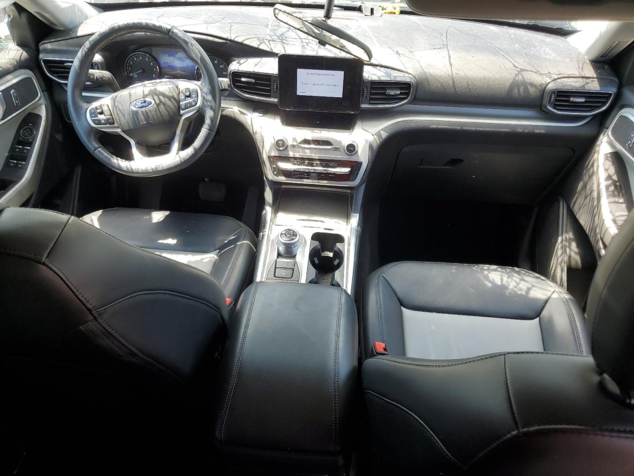 1FMSK8DH4NGA78759 2022 Ford Explorer Xlt