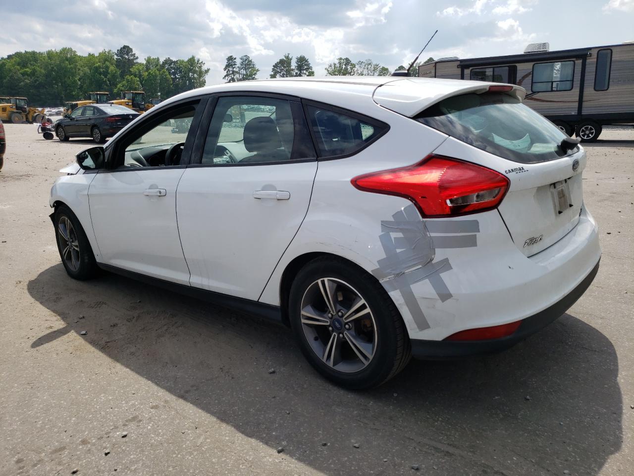 1FADP3KE3GL211456 2016 Ford Focus Se