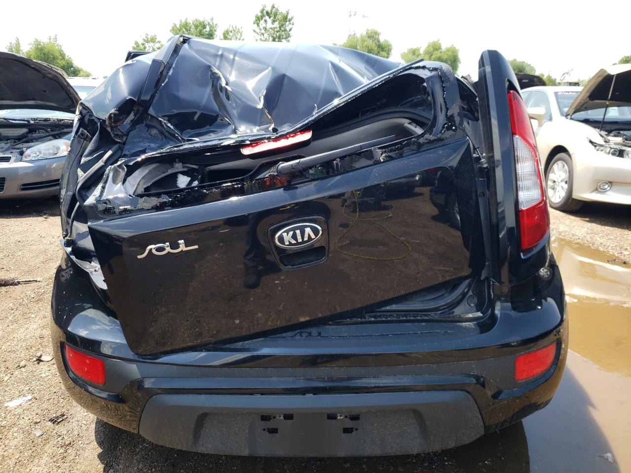 KNDJT2A55D7560983 2013 Kia Soul
