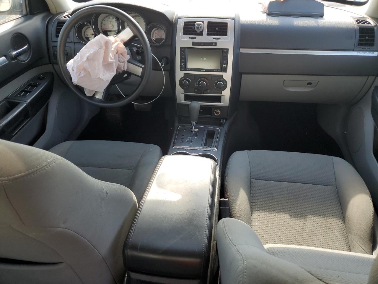 2B3CK3CV7AH133188 2010 Dodge Charger Sxt