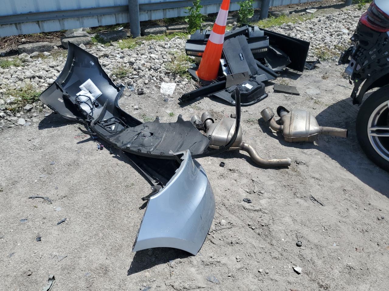 WP1AB2A57HLB16812 2017 Porsche Macan S