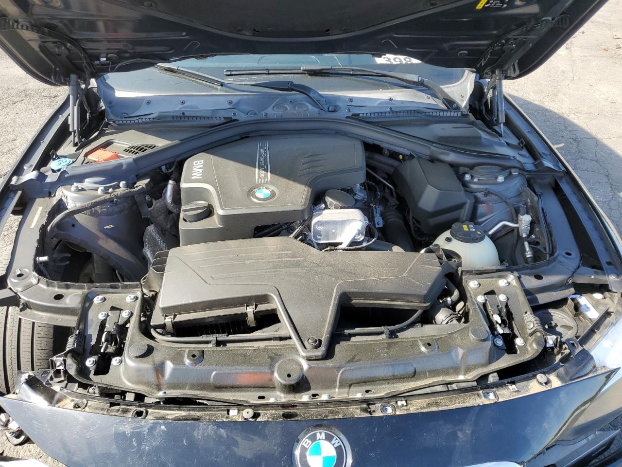 WBA8E5G53HNU41474 2017 BMW 320 Xi