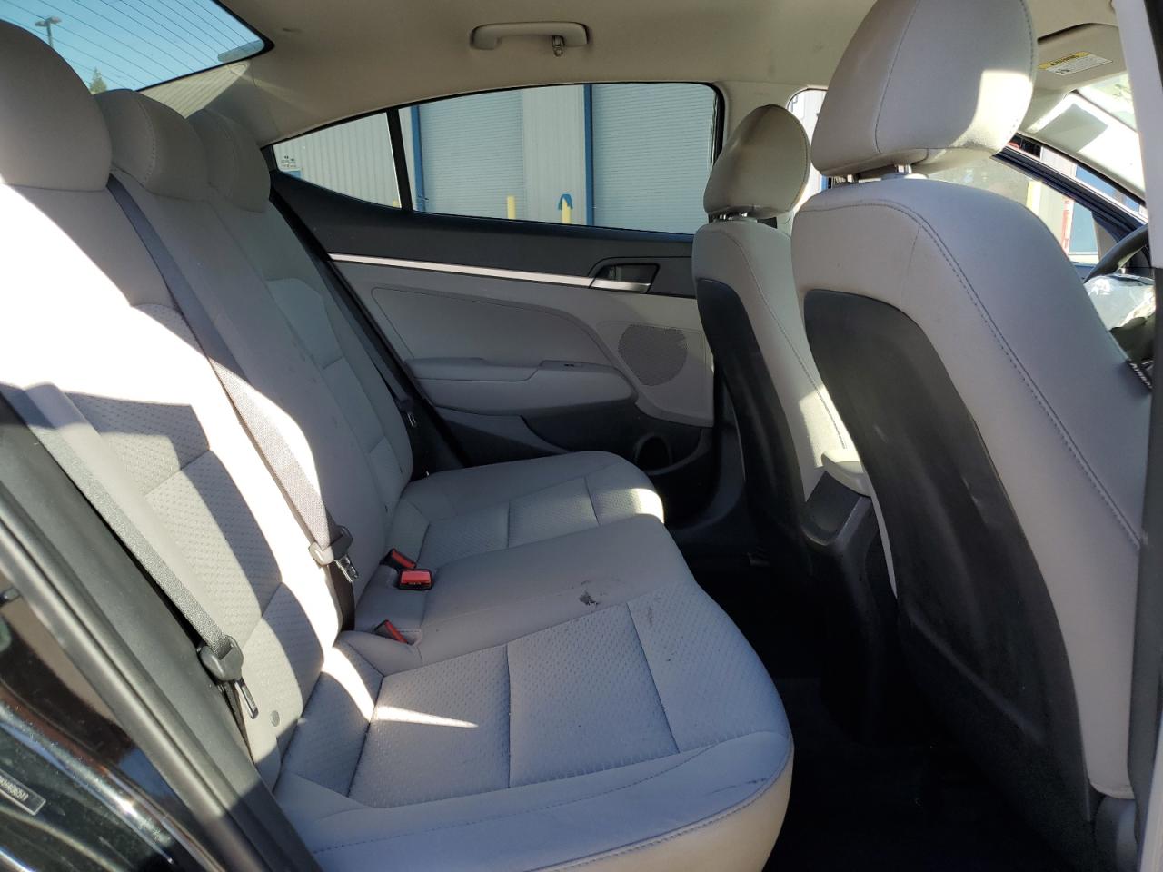 5NPD74LF1KH406511 2019 Hyundai Elantra Se