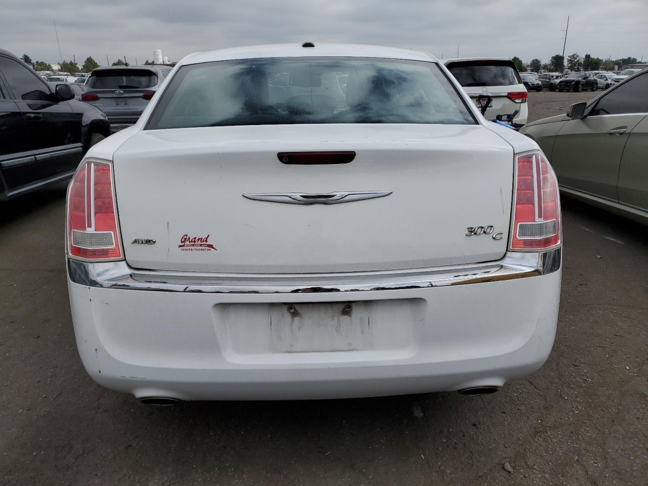 2014 Chrysler 300C vin: 2C3CCAKT5EH126380