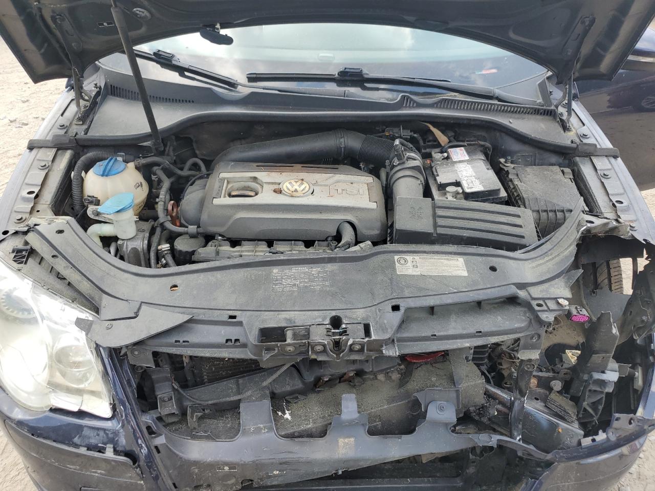 WVWFA7AH9AV025830 2010 Volkswagen Eos Lux