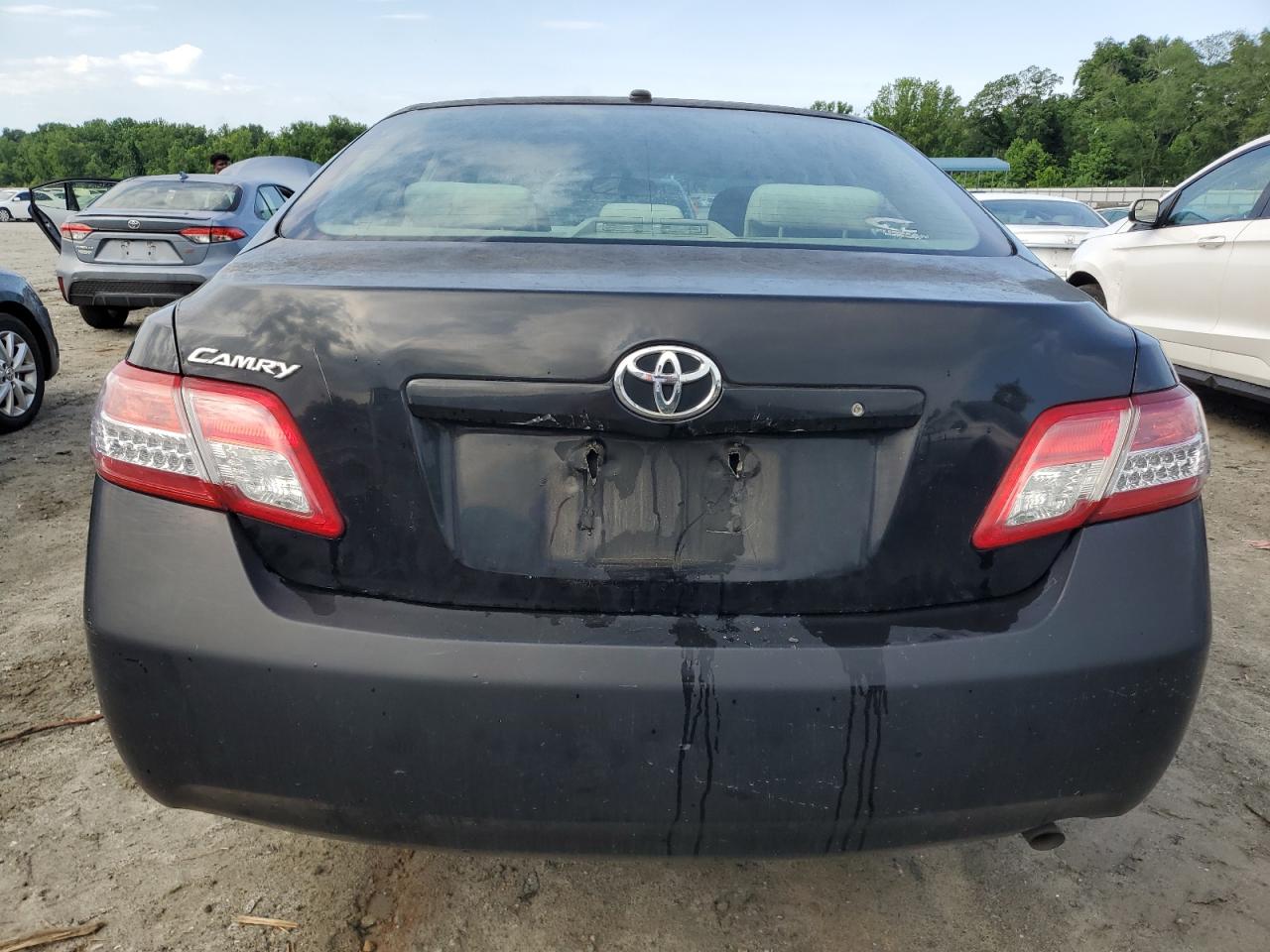 4T1BF3EK5BU596491 2011 Toyota Camry Base