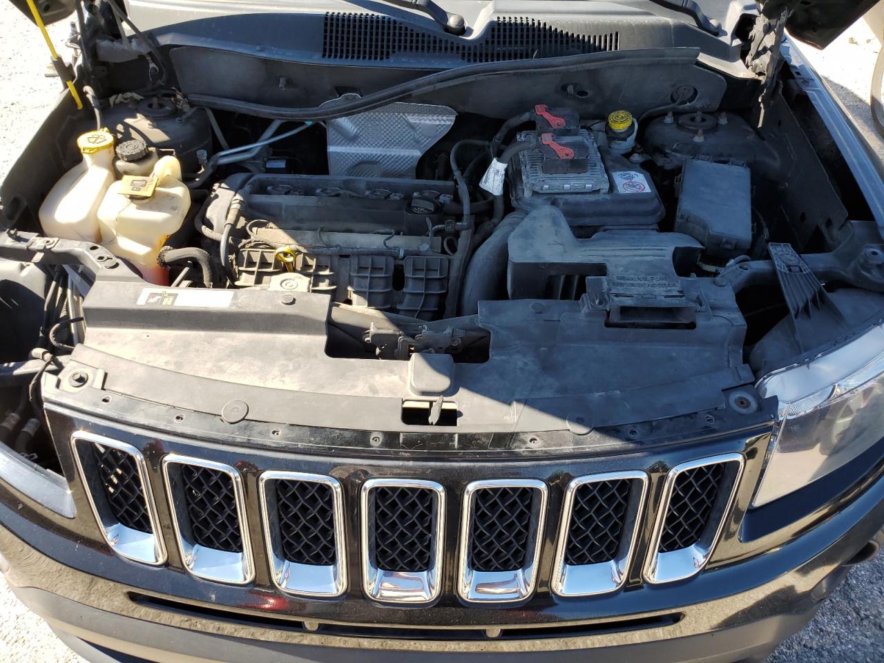 1C4NJCBAXGD609271 2016 Jeep Compass Sport