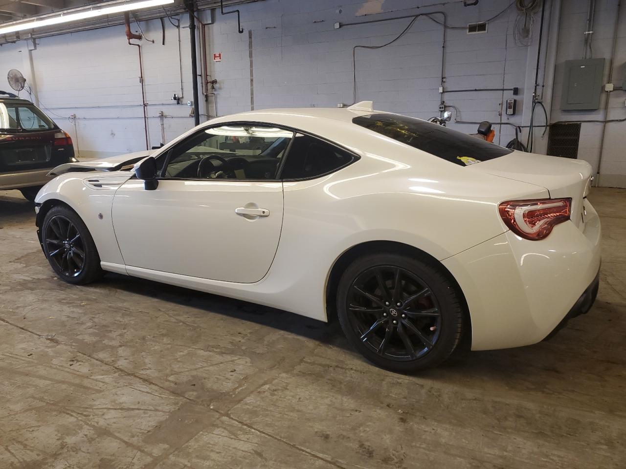 Lot #2943273876 2017 TOYOTA 86 BASE