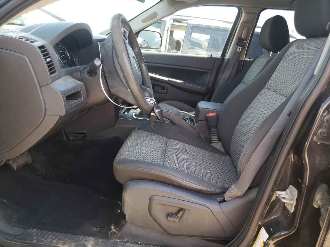 1J8GR48K08C223286 2008 Jeep Grand Cherokee Laredo