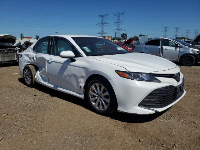 VIN 4T1B11HK0JU544344 2018 Toyota Camry, L no.4