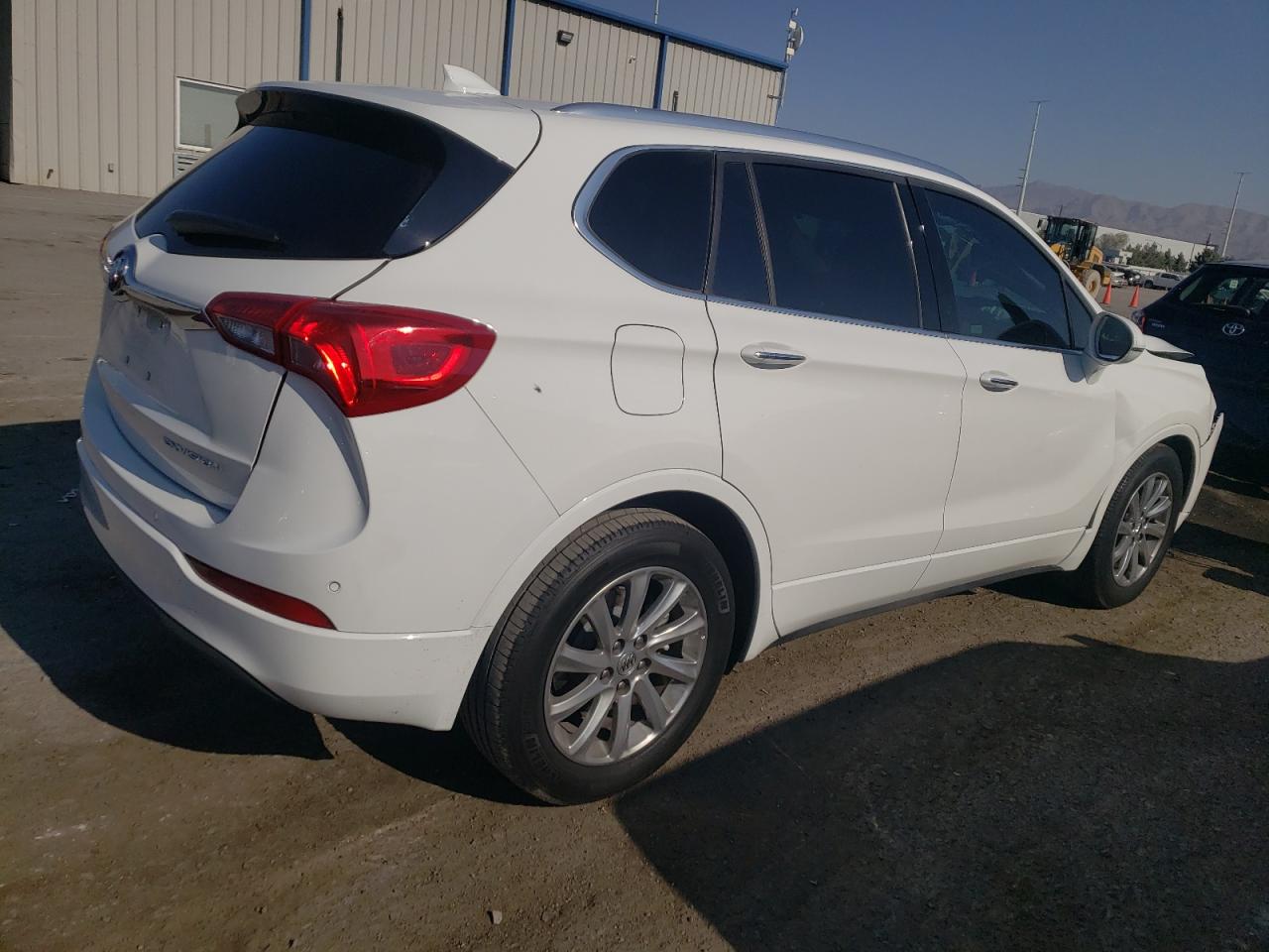 2020 Buick Envision Essence vin: LRBFXCSA9LD128150