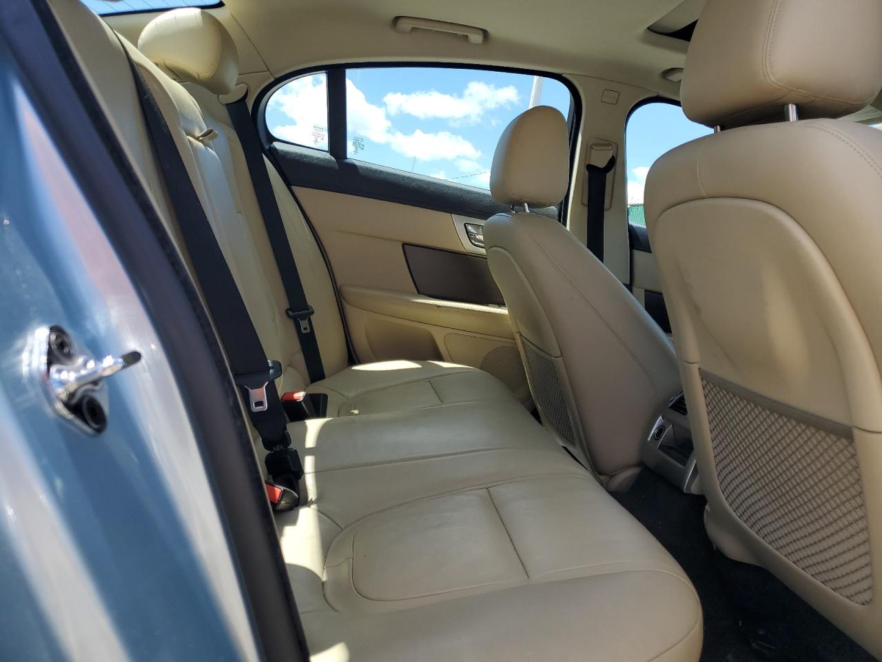 SAJWJ0EF9D8S82748 2013 Jaguar Xf