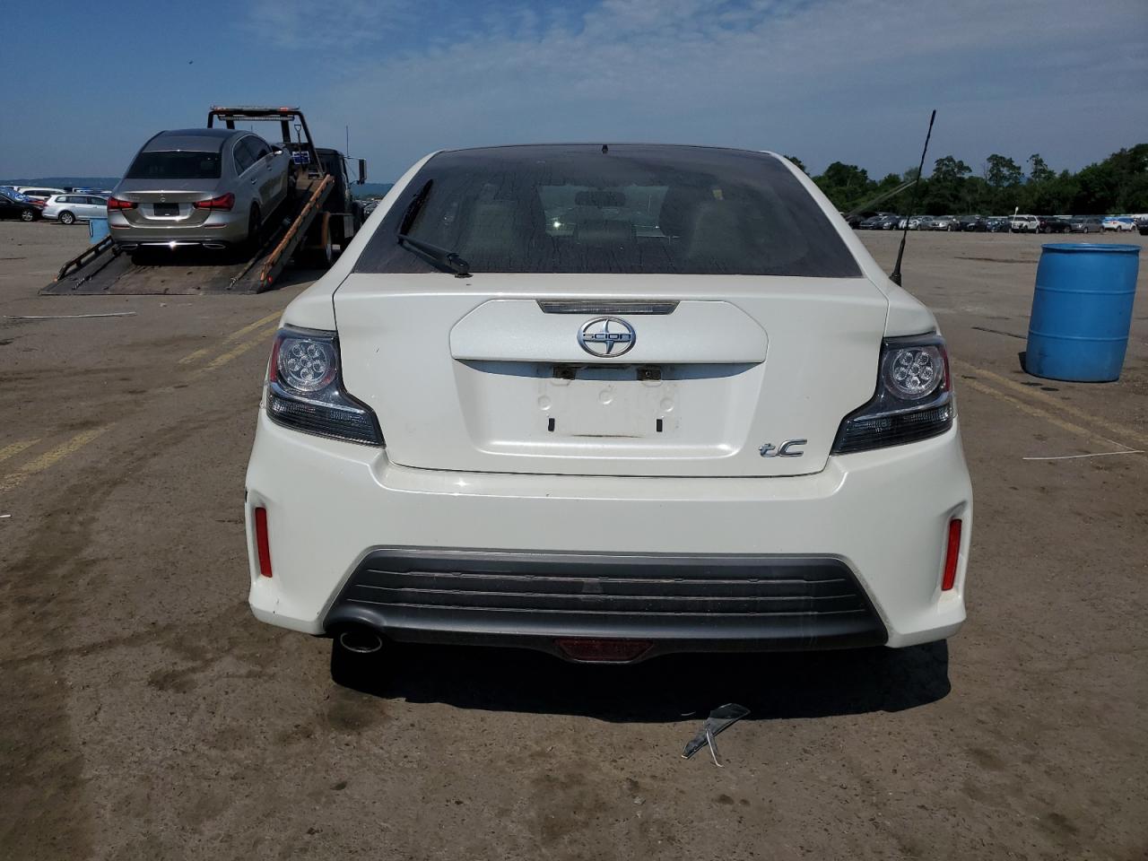 JTKJF5C75GJ021559 2016 Toyota Scion Tc