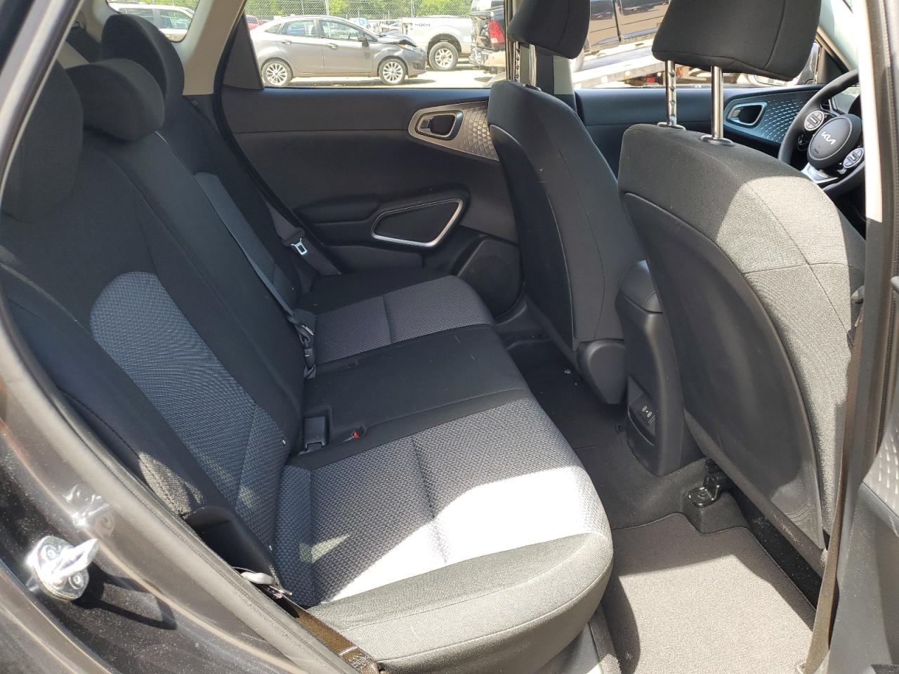 KNDJ23AU2P7877348 2023 Kia Soul Lx