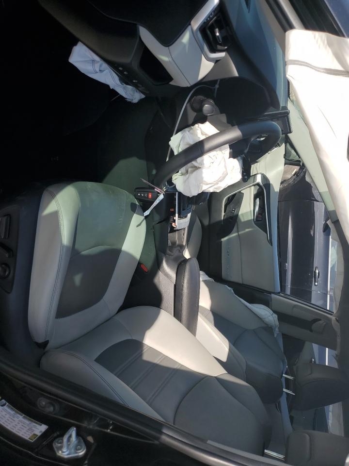 2T3C1RFV8MC108841 2021 Toyota Rav4 Xle Premium