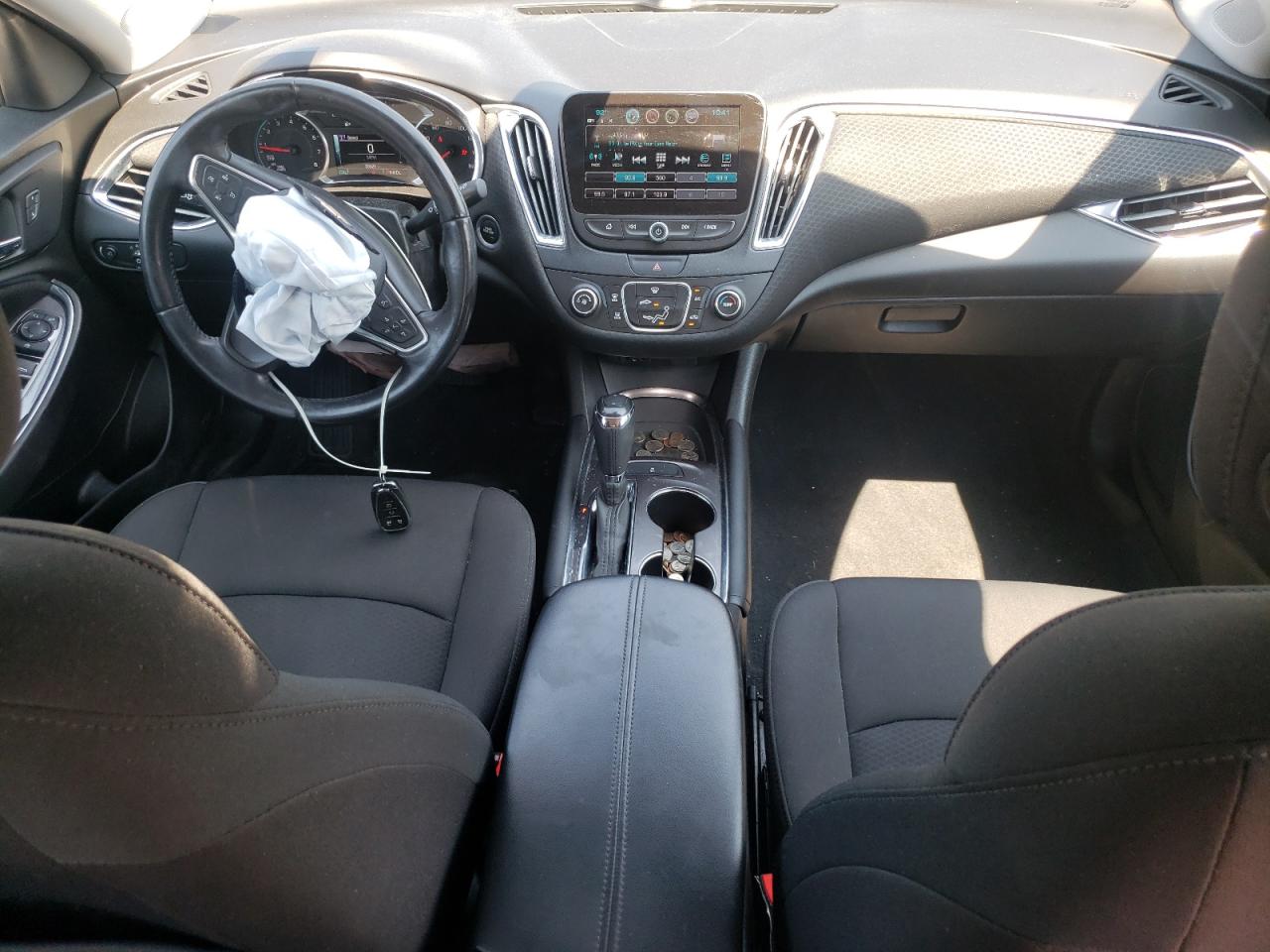 1G1ZD5ST7JF236992 2018 Chevrolet Malibu Lt