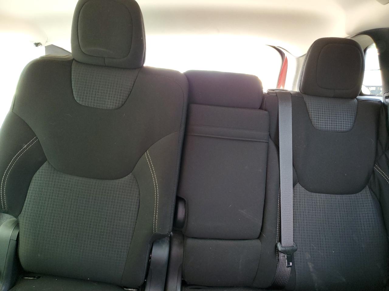 1C4PJMCB5GW251085 2016 Jeep Cherokee Latitude