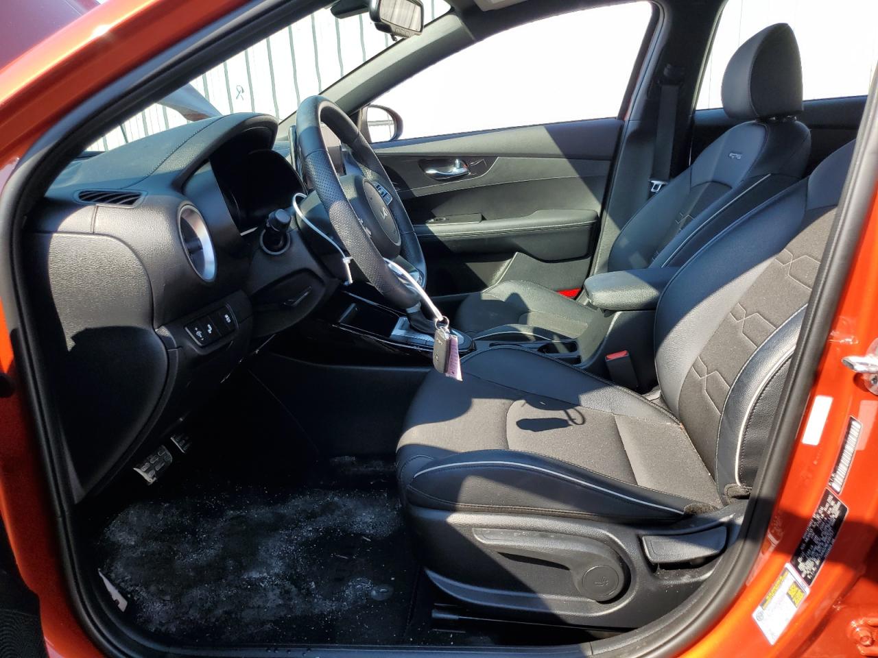 3KPF54AD2NE499757 2022 Kia Forte Gt Line