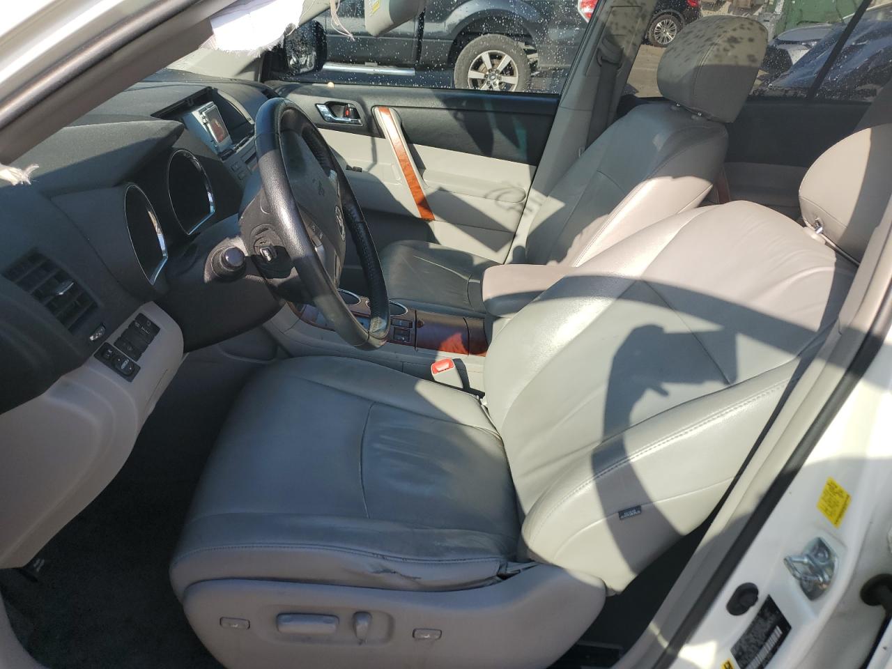 5TDDK3EH6AS022143 2010 Toyota Highlander Limited