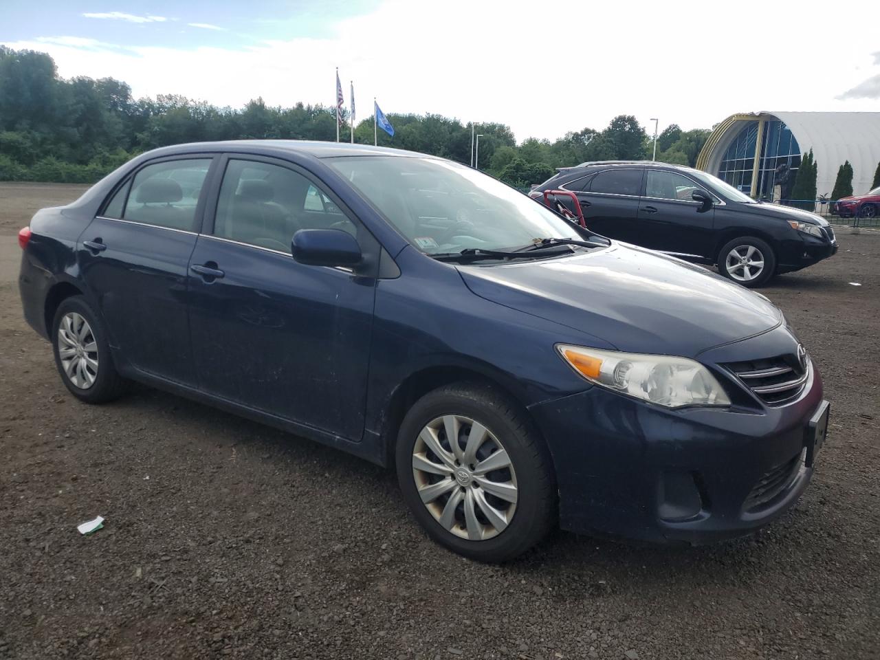 2T1BU4EE4DC089057 2013 Toyota Corolla Base