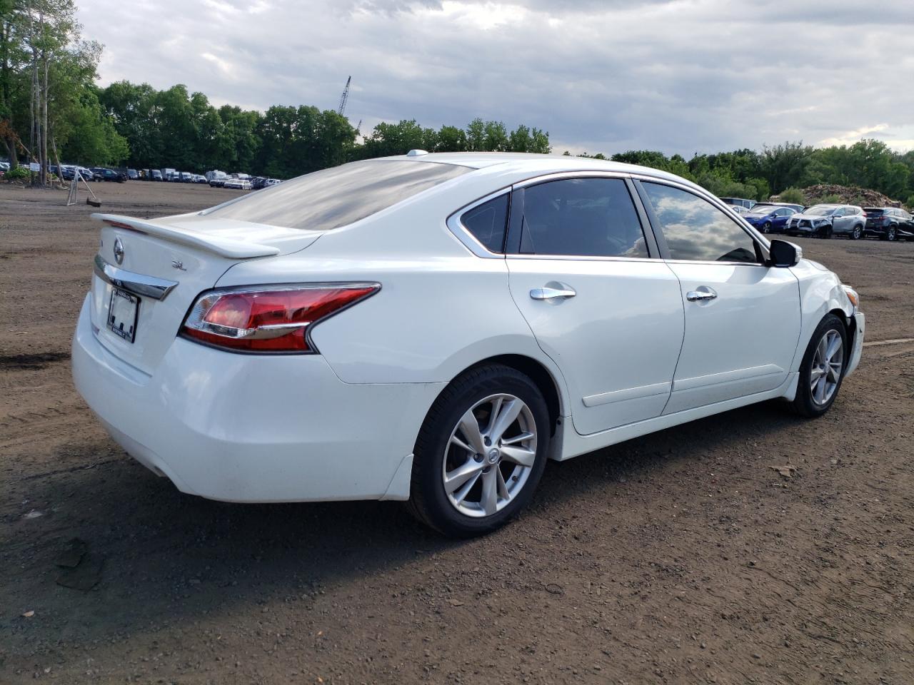 1N4AL3AP7FN861251 2015 Nissan Altima 2.5