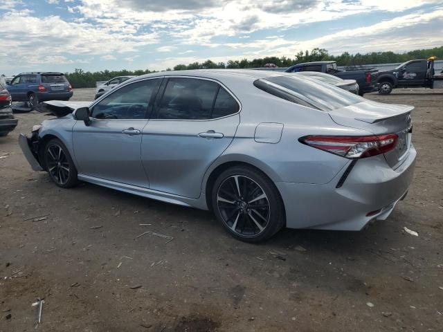 4T1B61HK2JU156842 2018 TOYOTA CAMRY - Image 2