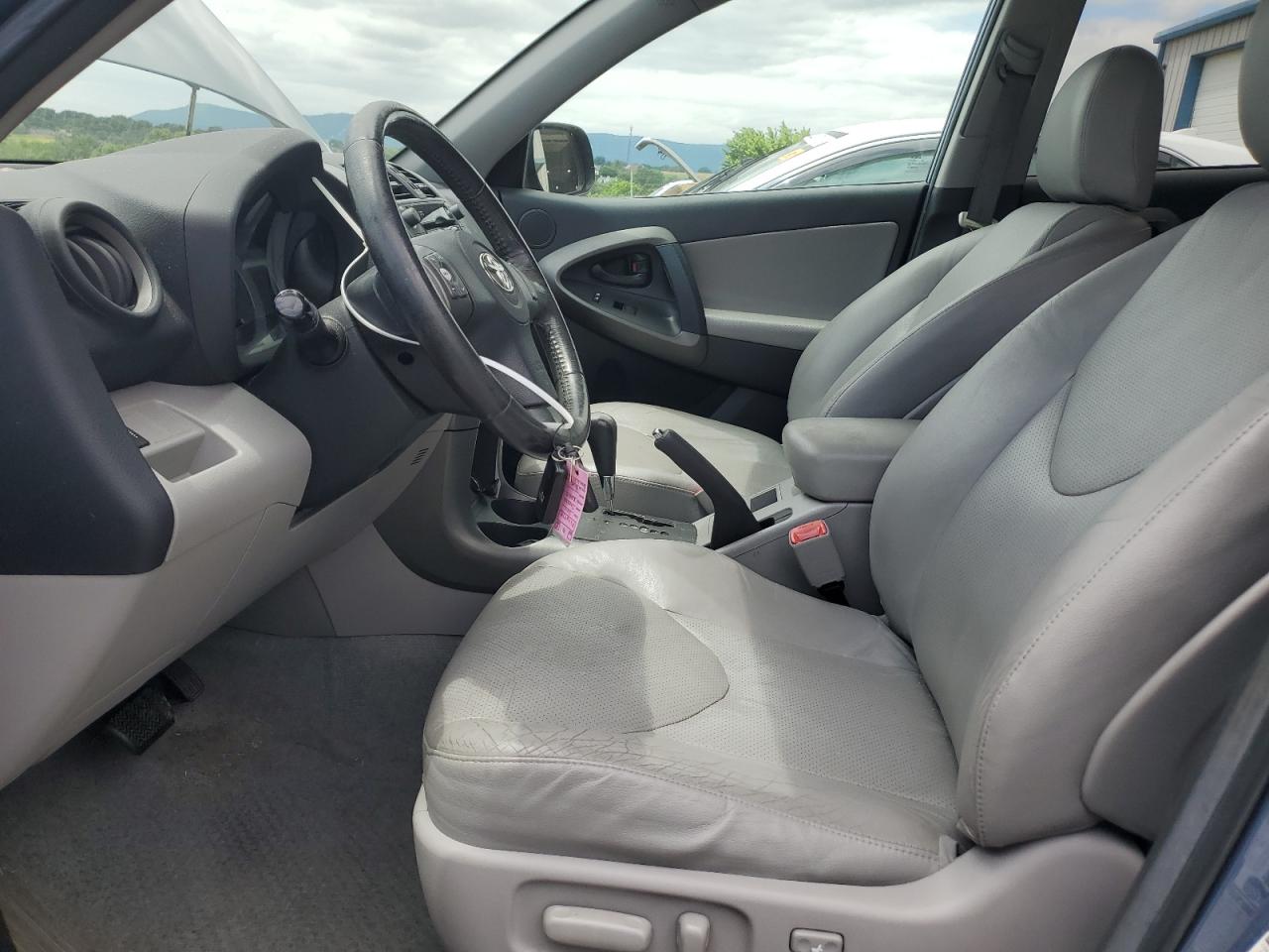 2T3DF4DV9BW155092 2011 Toyota Rav4 Limited