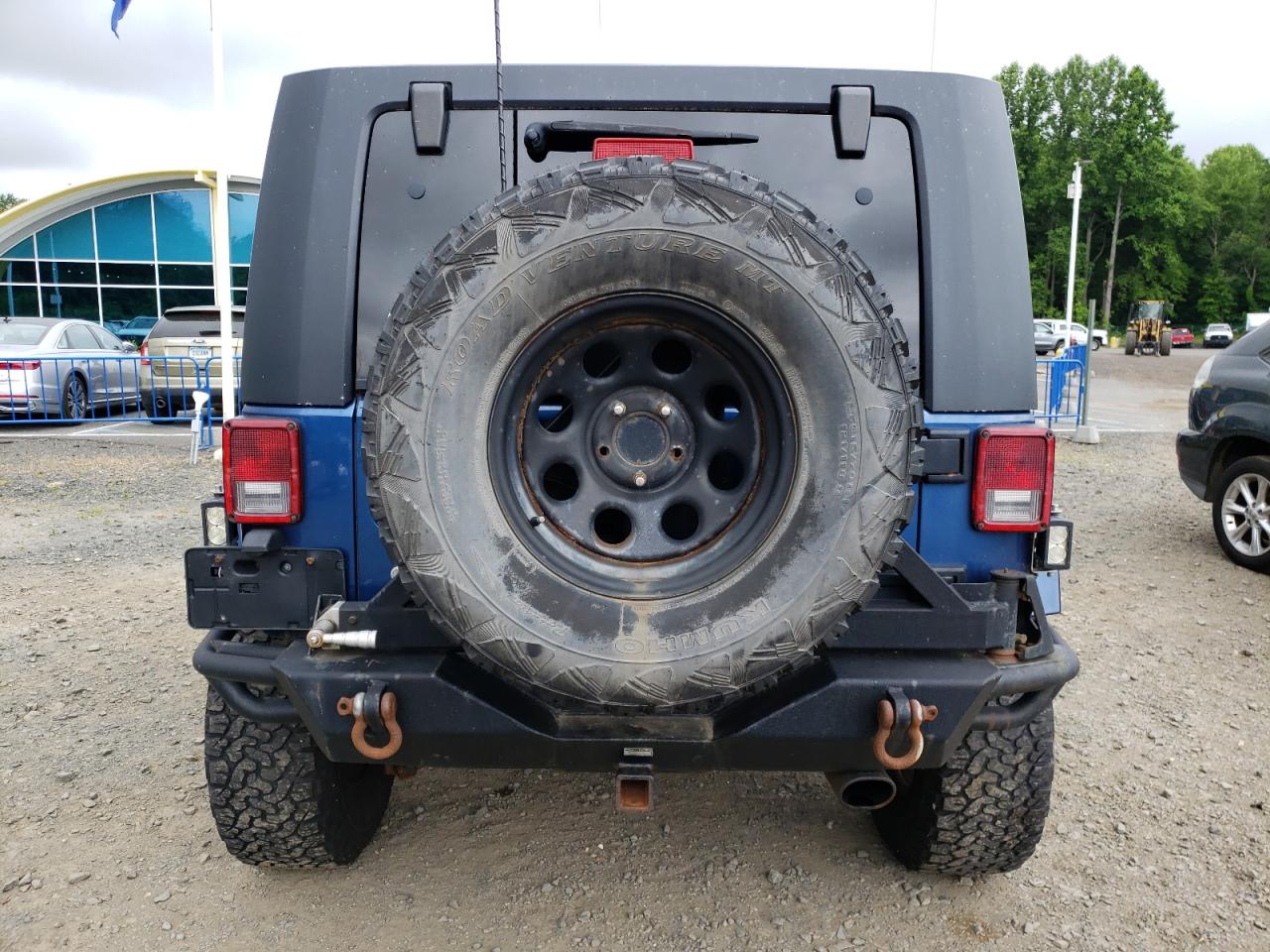1J4BA5H13AL139615 2010 Jeep Wrangler Unlimited Sahara