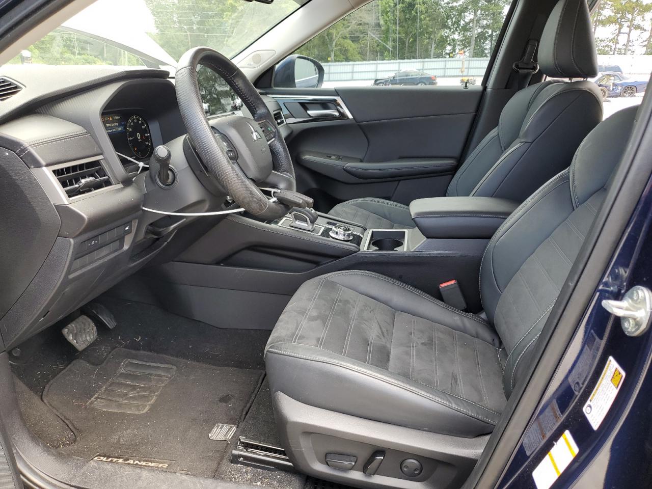 JA4J3UA85NZ011807 2022 Mitsubishi Outlander Se