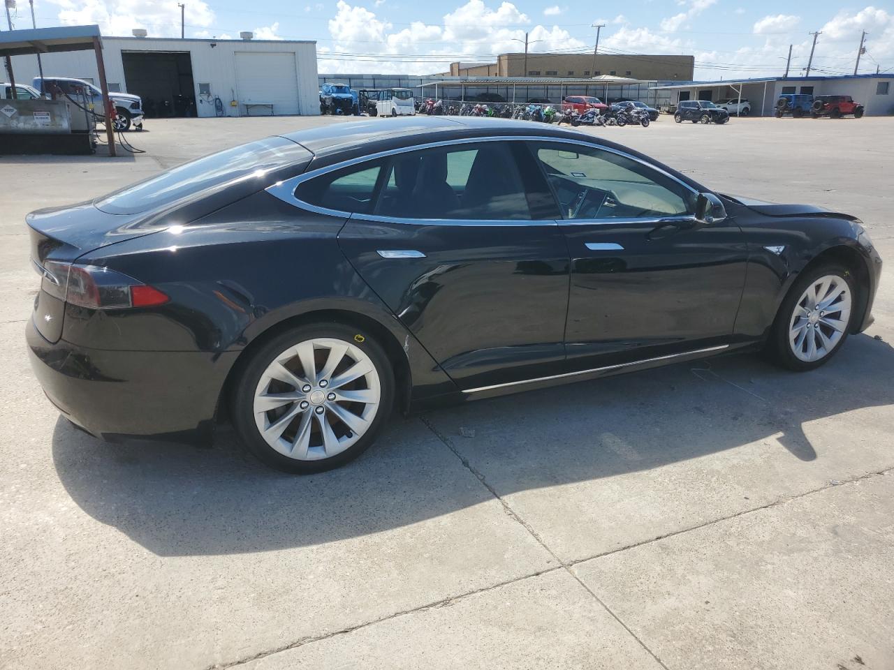 Lot #2955422731 2016 TESLA MODEL S