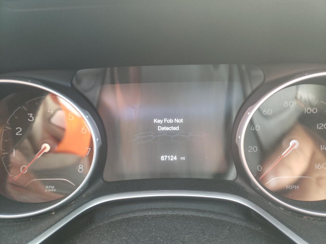 3C4NJDBB1JT458093 2018 Jeep Compass Latitude