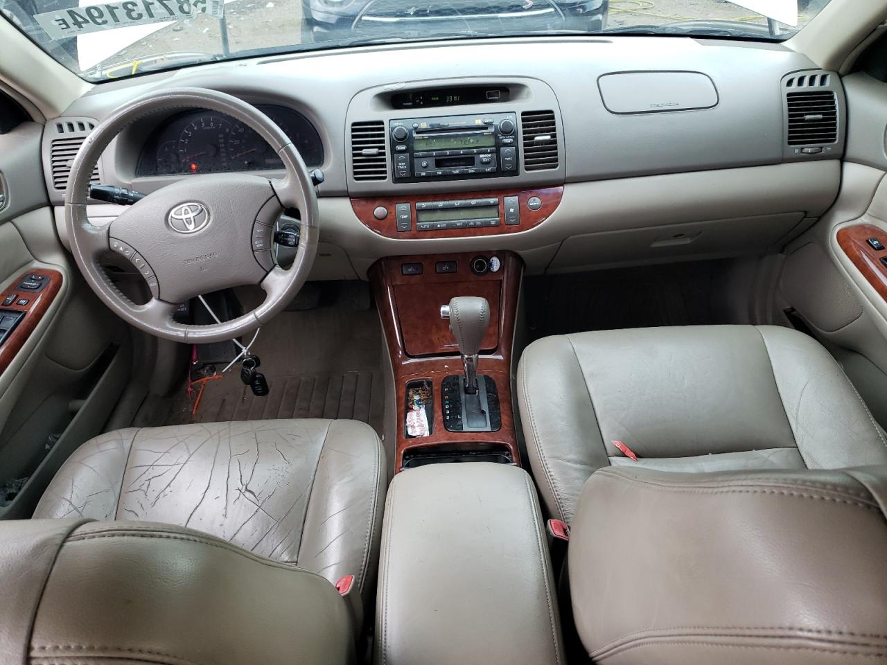 4T1BF30K15U594118 2005 Toyota Camry Le