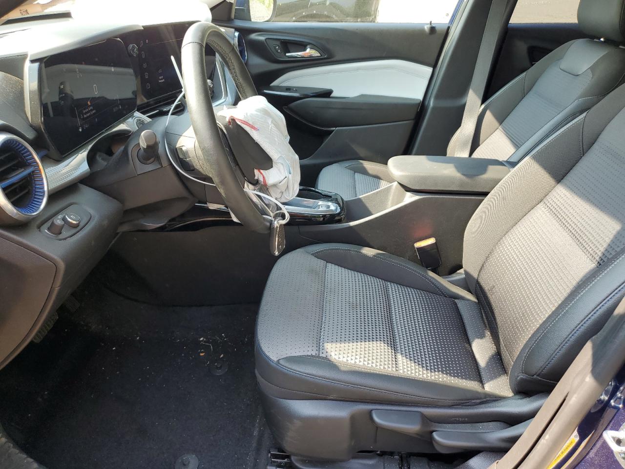 KL77LHE24RC053212 2024 Chevrolet Trax 1Lt