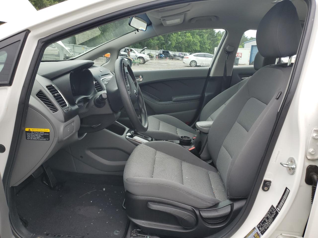 3KPFK4A70HE074707 2017 Kia Forte Lx