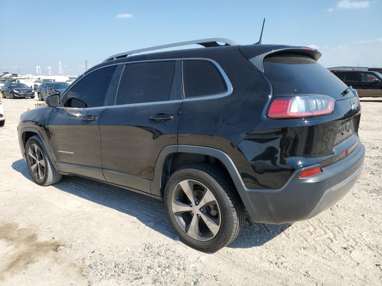 2019 Jeep Cherokee Limited vin: 1C4PJLDB1KD243448