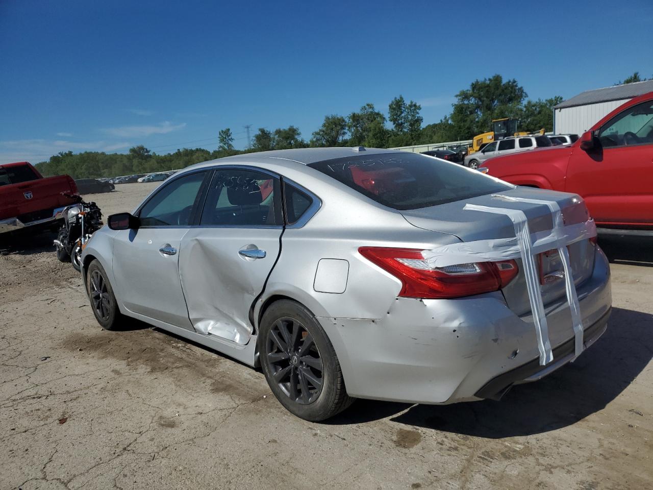 2017 Nissan Altima 2.5 vin: 1N4AL3AP5HC208013