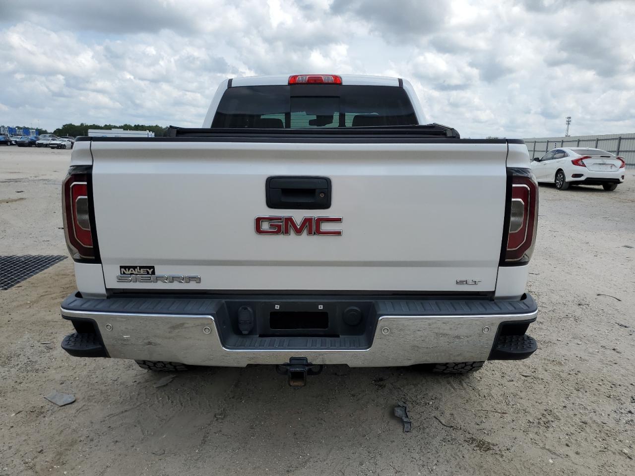 3GTU2NEC3JG586329 2018 GMC Sierra K1500 Slt