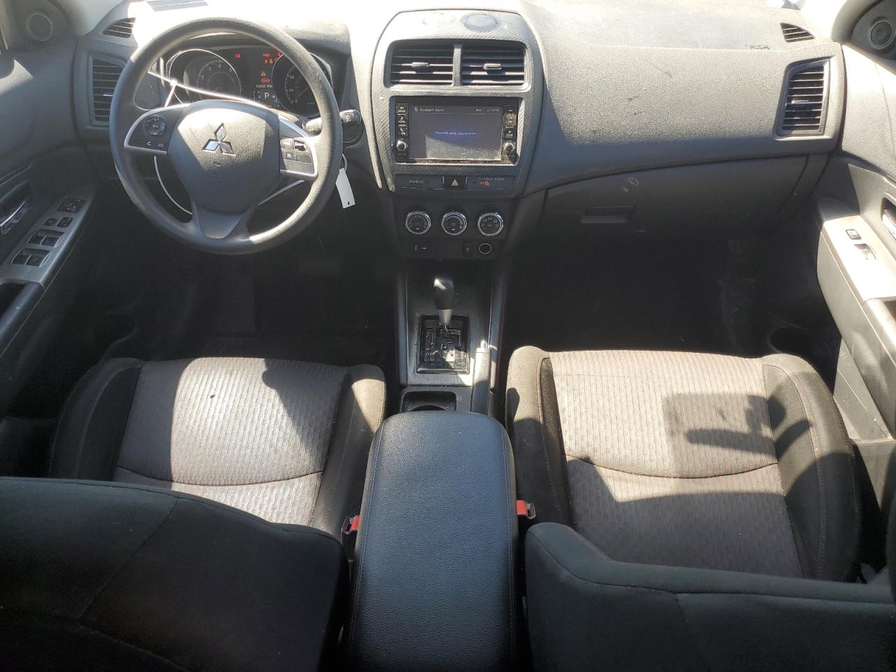 JA4AP3AU9KU002063 2019 Mitsubishi Outlander Sport Es