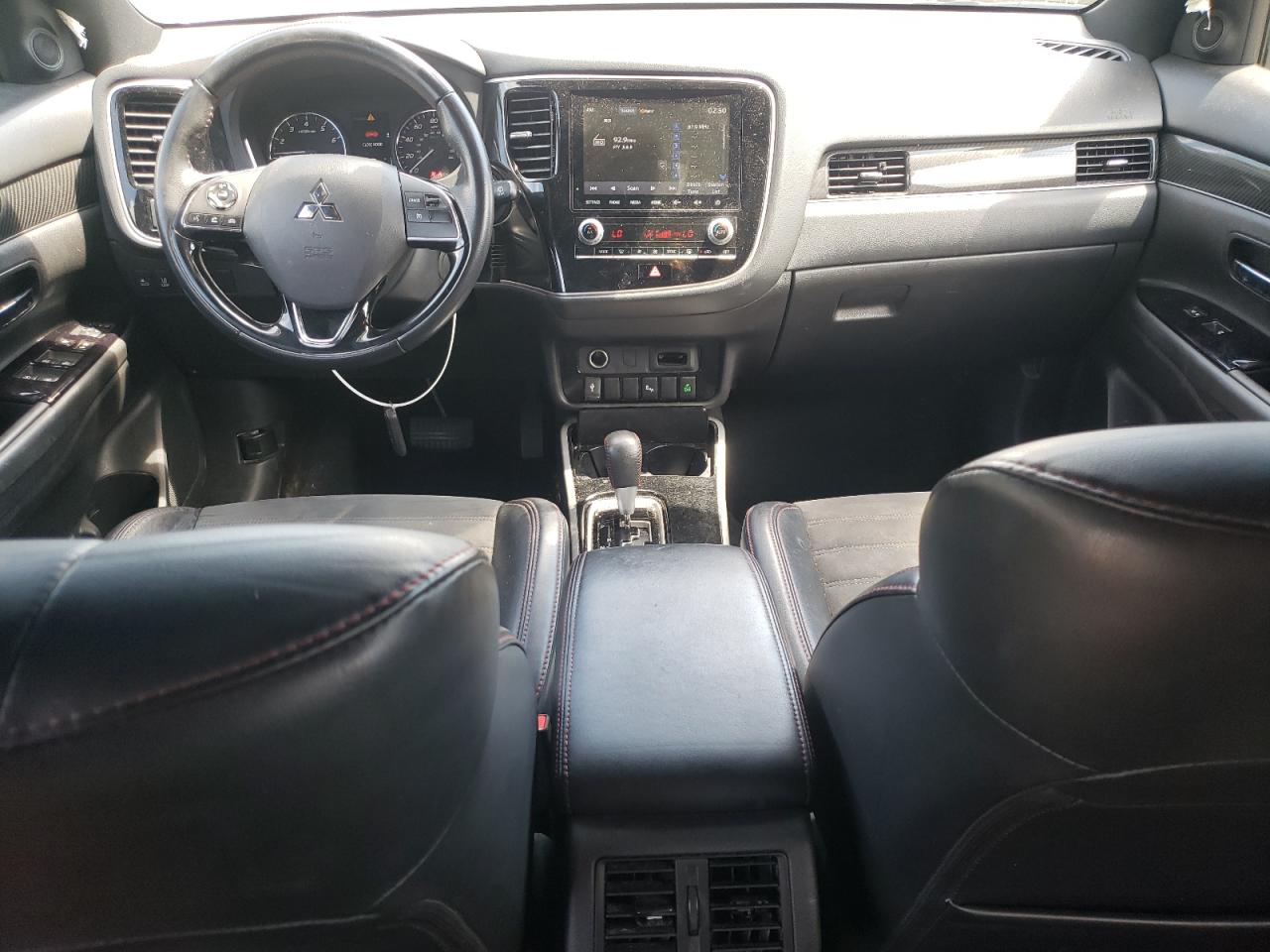 JA4AD3A37LZ030089 2020 Mitsubishi Outlander Se