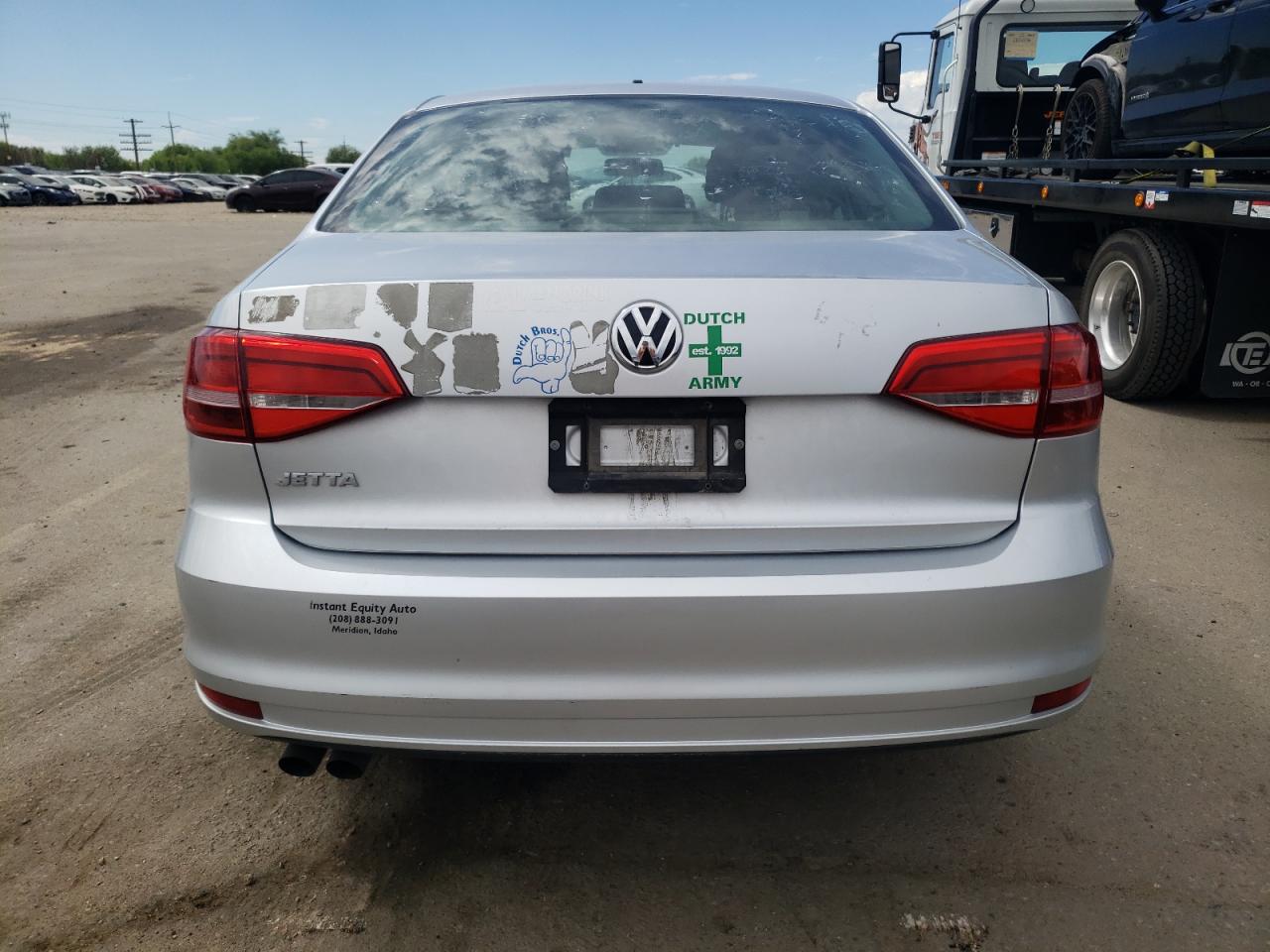 2015 Volkswagen Jetta Base vin: 3VW2K7AJ2FM288996