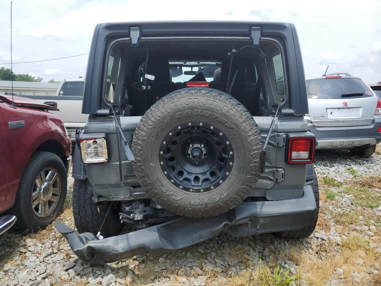 1C4HJXDN4JW252492 2018 Jeep Wrangler Unlimited Sport