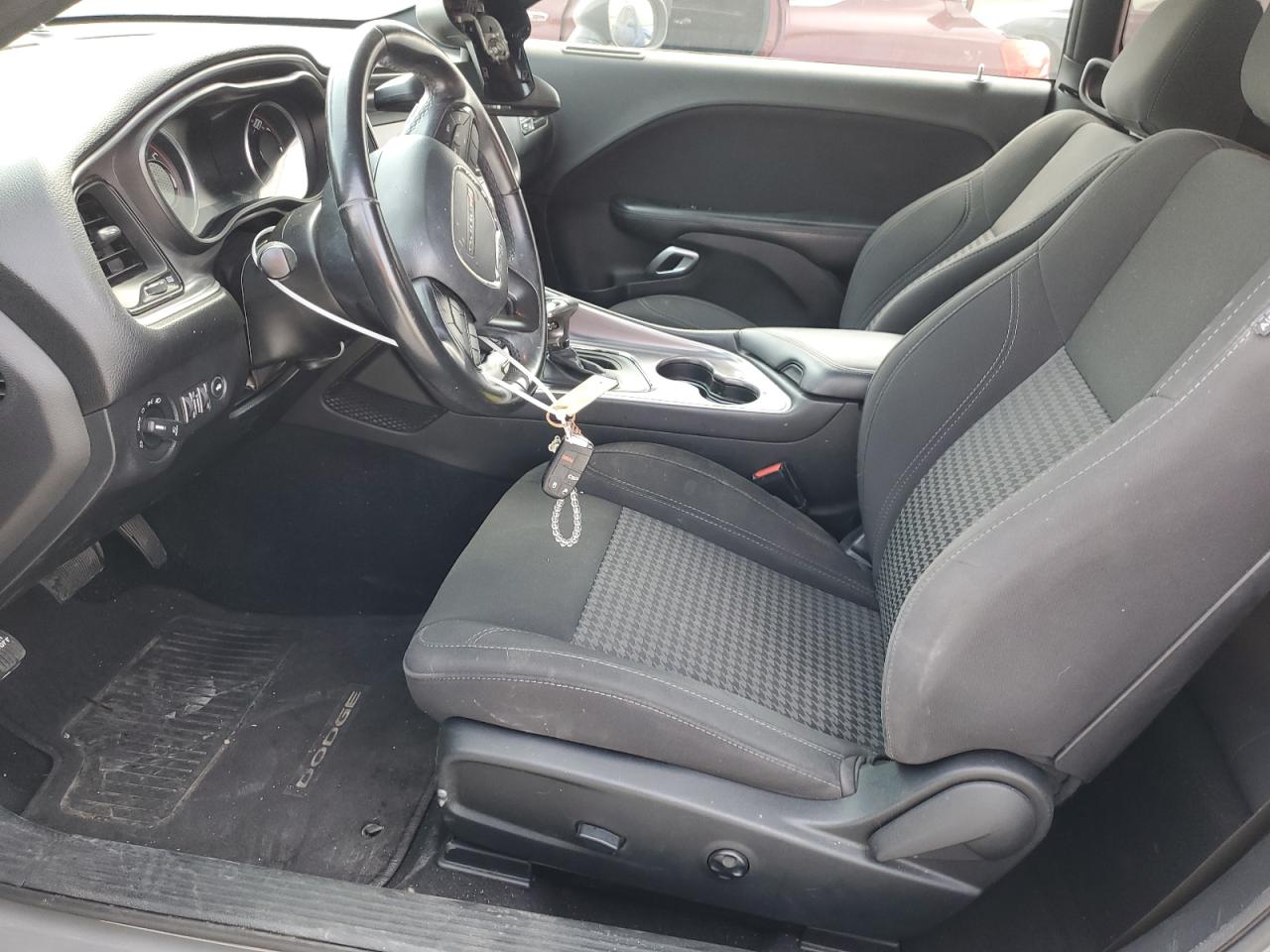 2C3CDZAGXKH668697 2019 Dodge Challenger Sxt