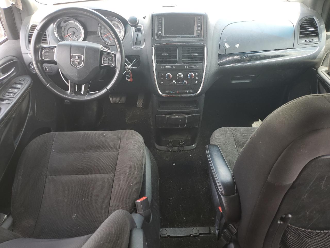 2C4RDGBG1JR223251 2018 Dodge Grand Caravan Se