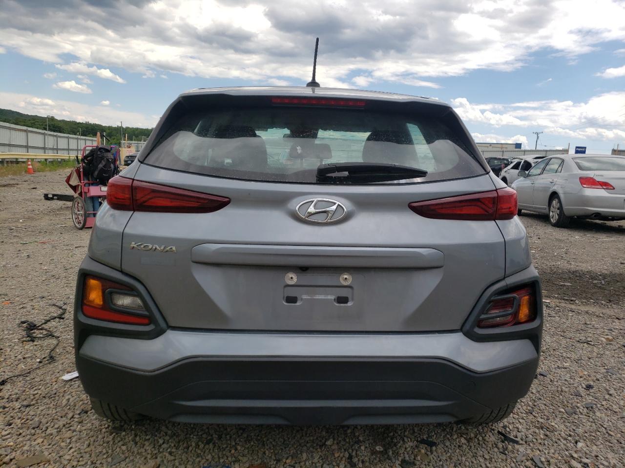 KM8K12AA8MU658670 2021 Hyundai Kona Se