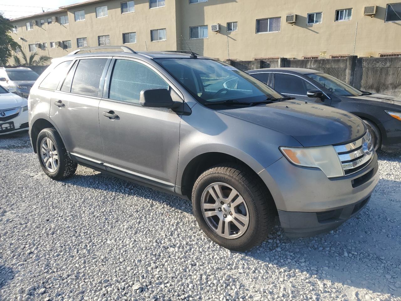 2FMDK36C99BA35299 2009 Ford Edge Se